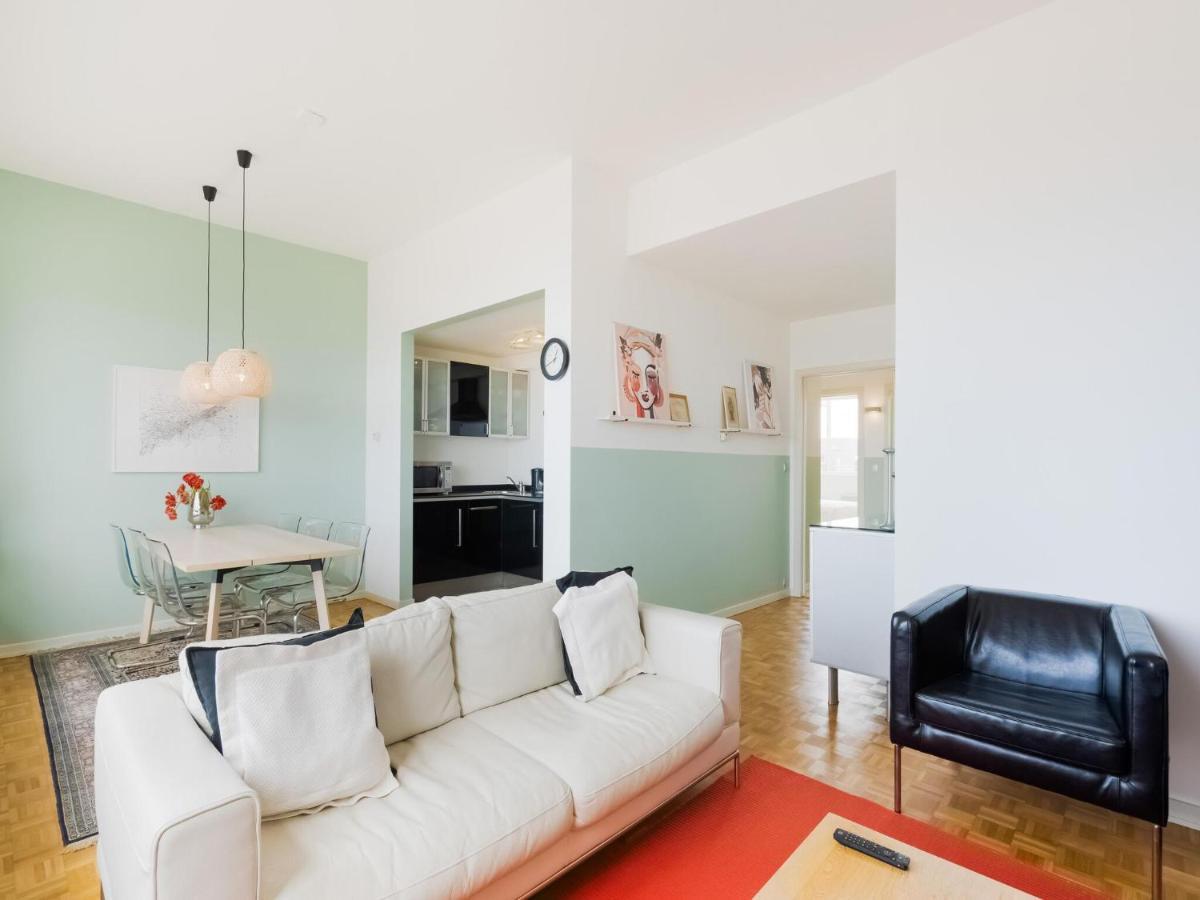 Comfortable Apartment In Oostende With Sea Views Buitenkant foto